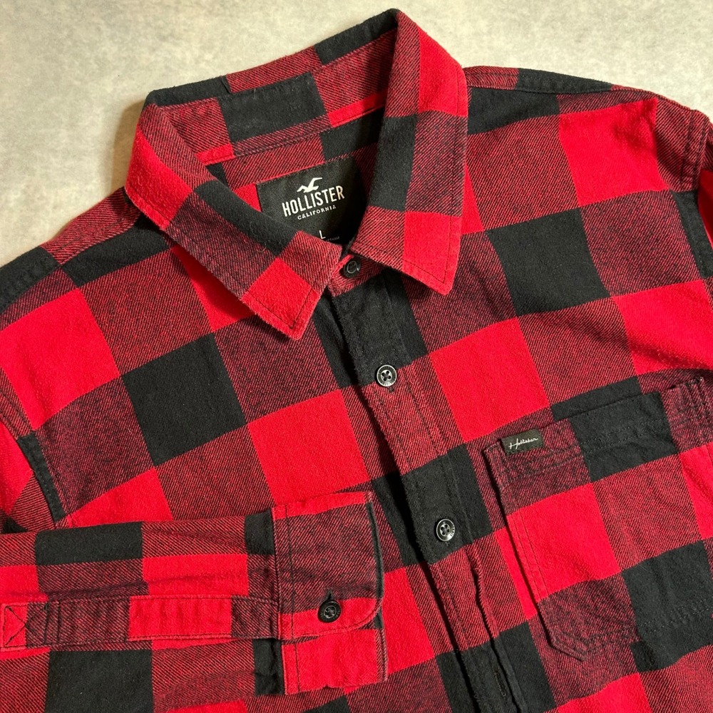 Hollister Men's Large Red Black Buffalo Check Flannel Button Down Shirt  Outdoor